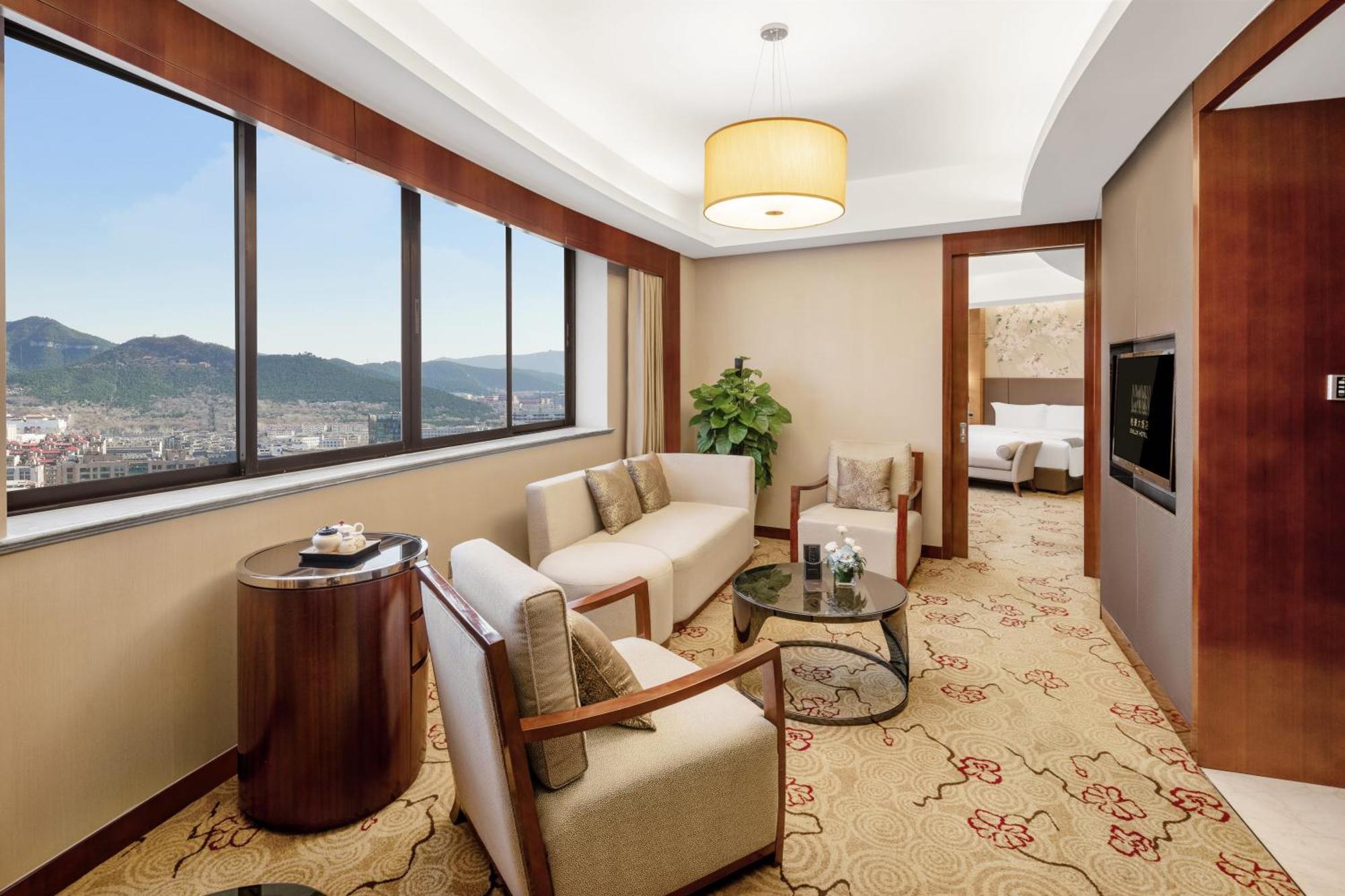 Enlux Hotel Jinan Exterior photo